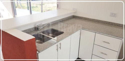 Imagen 3 de 17 de Casa Estrenar. Barrio La Cañada De Pilar.