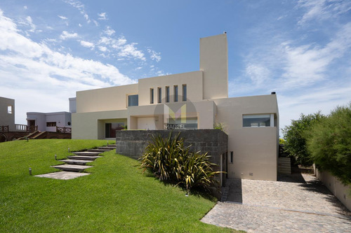 Casa En Venta 6 Ambientes Pinamar Norte