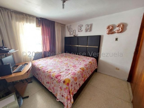 Imagen 9 de 18 de Casa En Venta En San Bernandino #22-24250 Sj