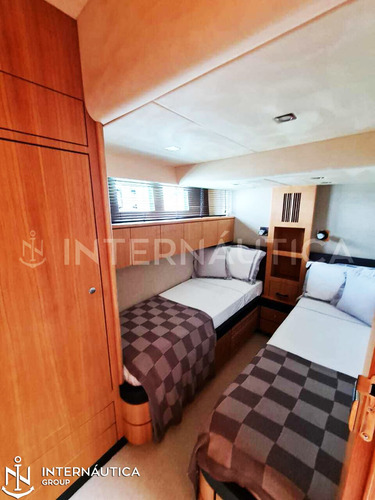Lancha Fairline 78 Squadron 2013 Intermarine Azimut Ferretti