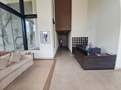 Imagen 20 de 24 de Impecable Departamento En Arriendo.