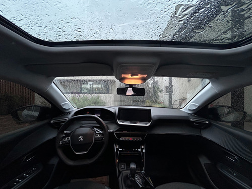 Peugeot 208 1.6 Style Tiptronic