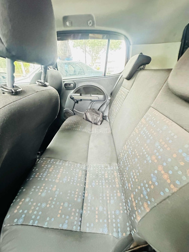 Fiat Uno 1.0 Vivace Flex 5p