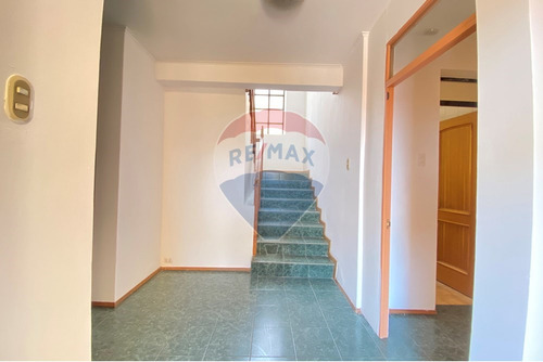 Casa En Jardines Del Sur Con Local Comercial