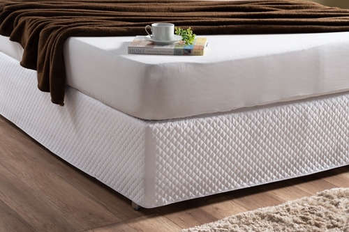Kit Com 19 Saia Matelada Queen 1pç Impermeável Com Elástico