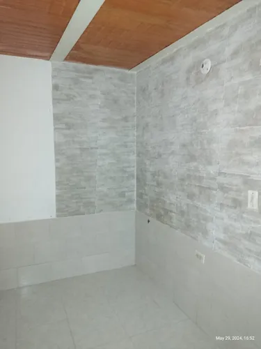 Oportunidad De Inversión Casa Construida Con Media Plancha Para Segundo Piso