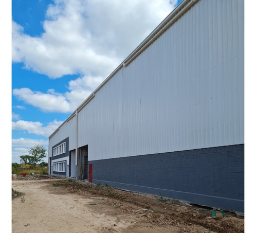 Imagen 2 de 23 de Nave Industrial 2000 M2 A Estrenar