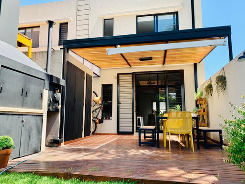 Duplex Venta 2 Dormitorios 2 Baños 2 Cocheras Jardín 88 Mts 2 - Lote150 Mts 2 - Manuel B Gonnet
