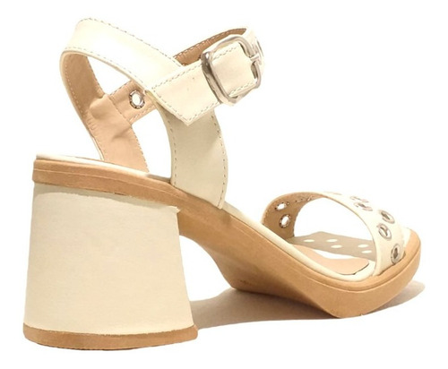 Imagen 2 de 5 de Sandalias Mia Beige
