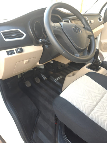 Lifan Mamut Box Refrigerado Dual Con Cámara De Retroceso