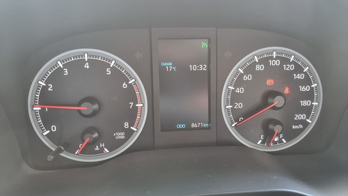 Imagen 10 de 11 de Toyota Hiace Gl 12 Pas 2020