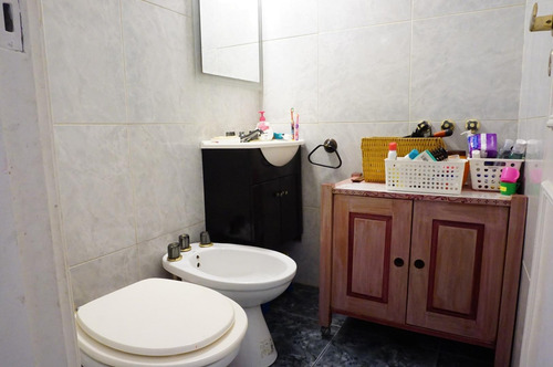 Imagen 8 de 18 de Excelente Departamento, 4 Comodos Ambientes, Muy Luminoso