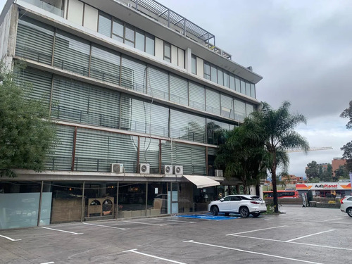 Exclusivo Edificio Corporativo De Uso Mixto En Estoril