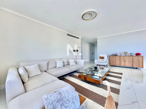 Apartamento De Tres Dormitorios En Suites + Dependencia En Paramount Smart Tower En Venta