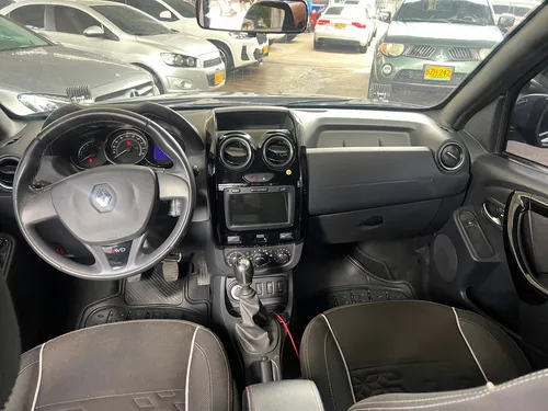 Renault Duster Oroch 2.0 Intens 4X4