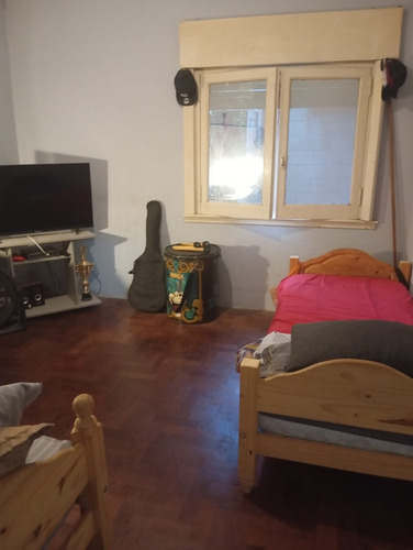 Casa En Venta Tipo Ph Al Frente, Quilmes