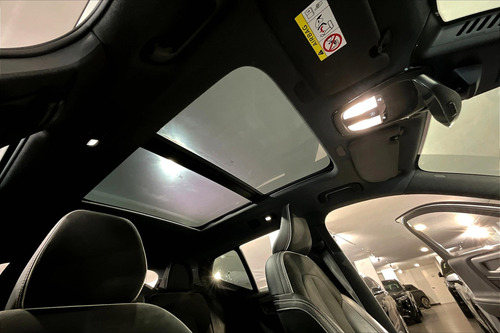Volvo XC40 5p Recharge BEV