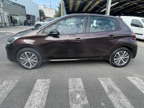 Peugeot 208 1.6 Allure