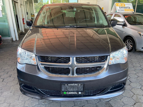 Imagen 2 de 14 de Dodge Grand Caravan 2019 3.6 Sxt At
