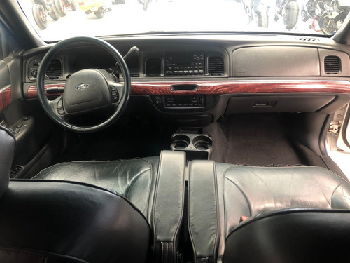 Imagen 11 de 15 de Ford Edición Diamante Grand Marquis 2001