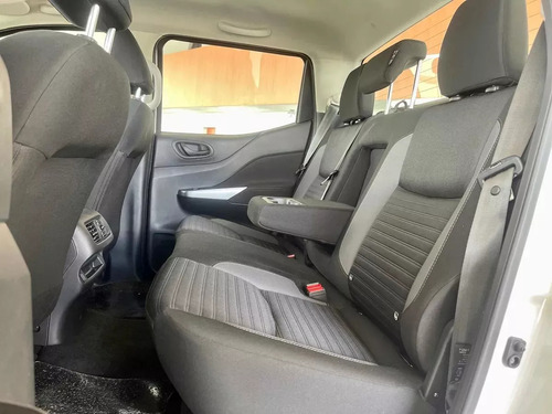 Nissan Frontier 2.3t S 4x2 Mt L22