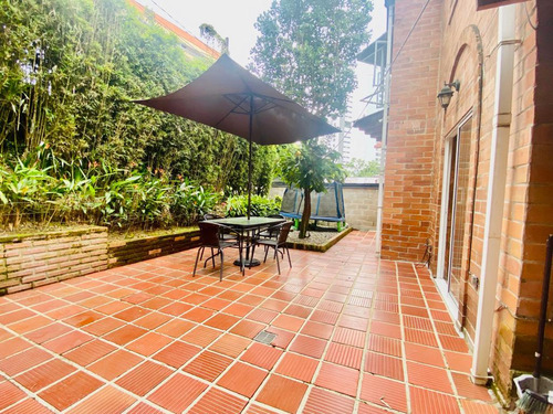 Casa En Venta Medellín Poblado San Lucas 