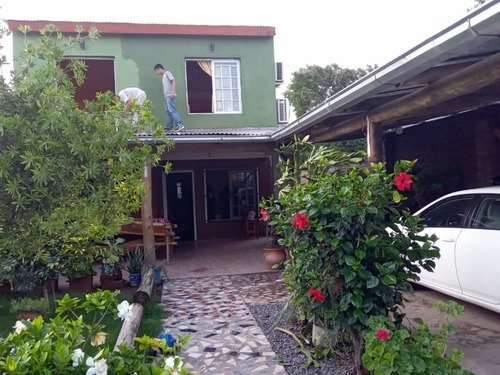 Casa Ideal Para 3 Familias,ubicada En Moreno