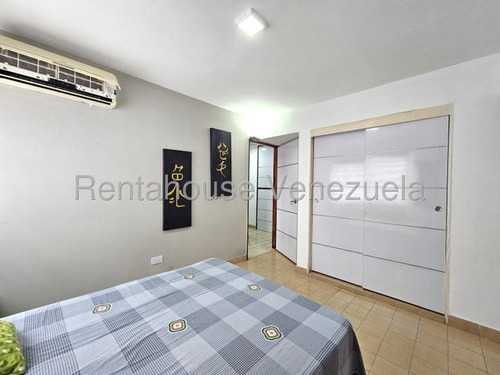 Jean Pavon Tiene Bello Apartamento En Alquiler En El Este De Barquisimeto Lara 8 7 0 9