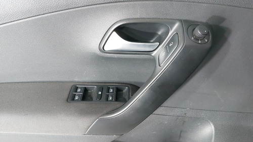 Volkswagen Polo 1.6 STARTLINE