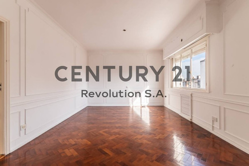 Imagen 6 de 30 de Departamento De 5 Dormitorios - Italia 700 - Piso Exclusivo