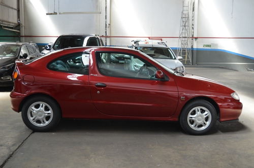 Imagen 4 de 15 de Renault Megane Coupe 2.0 1998