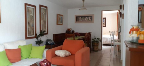 Casa En Venta En Burgos Cuernavaca, Tres De Mayo, Morelos. Dgcc