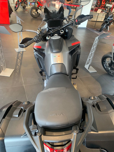 Multistrada V4 Grand Tour