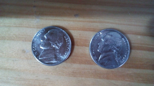 Monedas De Colección Five Cents Año 1982 Y 1992 C/u (Usado)