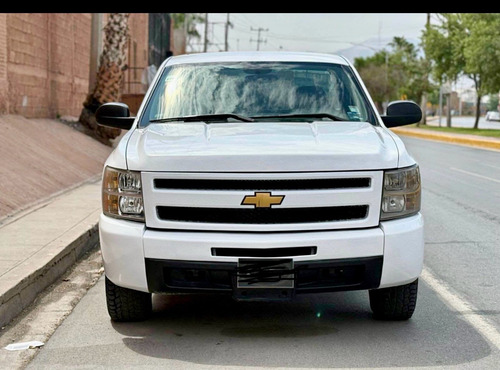Chevrolet Silverado D Silverado 1500 5vel Cab Reg 4x2 Mt