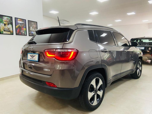Imagem 12 de 13 de Jeep Compass 2017