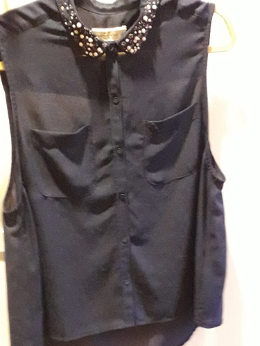 Camisa De Gasa Con Detalle En Cuello. 