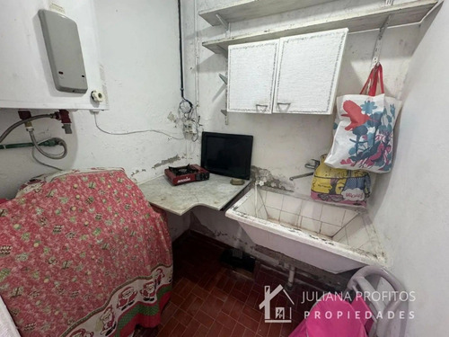 Casa En Venta. Planta Baja Con Dos Unidades Funcionales.