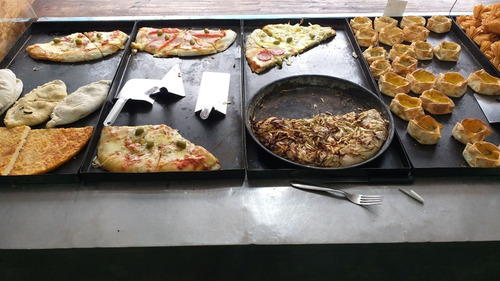 Imagen 5 de 13 de Pizzeria Tasa Y Vende L & L Group