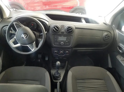 Imagen 16 de 17 de Renault Kangoo Stepway 5 Asientos (rr)