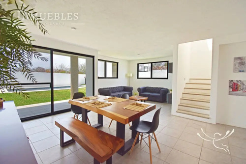 Casa Modelo B , Jardín Alberca Propia Estrene Fracc Vigilanc