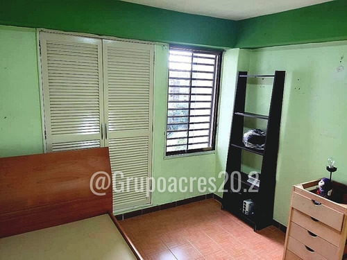 Imagen 7 de 10 de En Venta Apartamento En La Urbanizacion O.p.s. San Antonio De Los Altos. Edo. Miranda. Yc