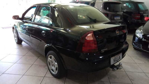Imagem 4 de 9 de Chevrolet Corsa Sedan Premium 1.4 8v 4p