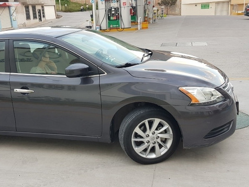 Imagen 7 de 12 de Sentra Gris Oxford 2016 Único Dueño