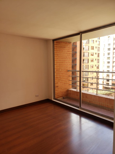 Apartamento En La Alameda Para Venta