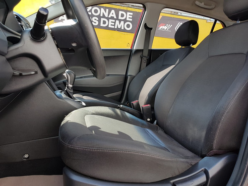 Imagen 12 de 15 de Hyundai Grand I10 Gl Mid 2018