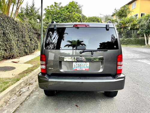 Imagen 5 de 14 de Jeep Cherokee 4x4