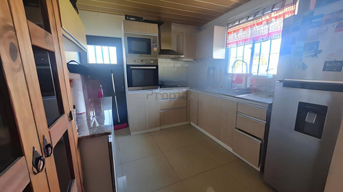 Venta De Casa En Villa Argentina