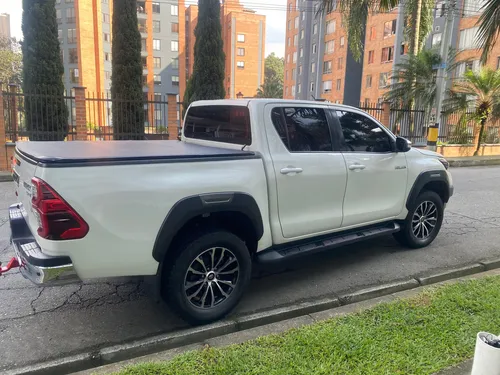 Toyota Hilux 2.8 Srx Dc 4X4 Tdi