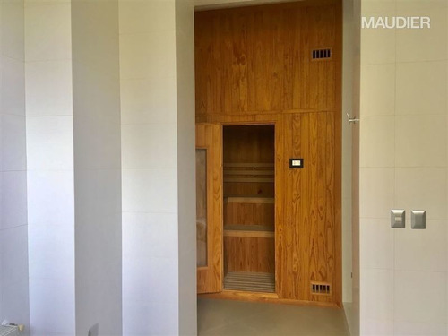 Departamento En Venta De 4 Dormitorios En Concepción
